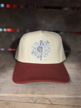 Load image into Gallery viewer, Bit &amp; Flowers Hat
